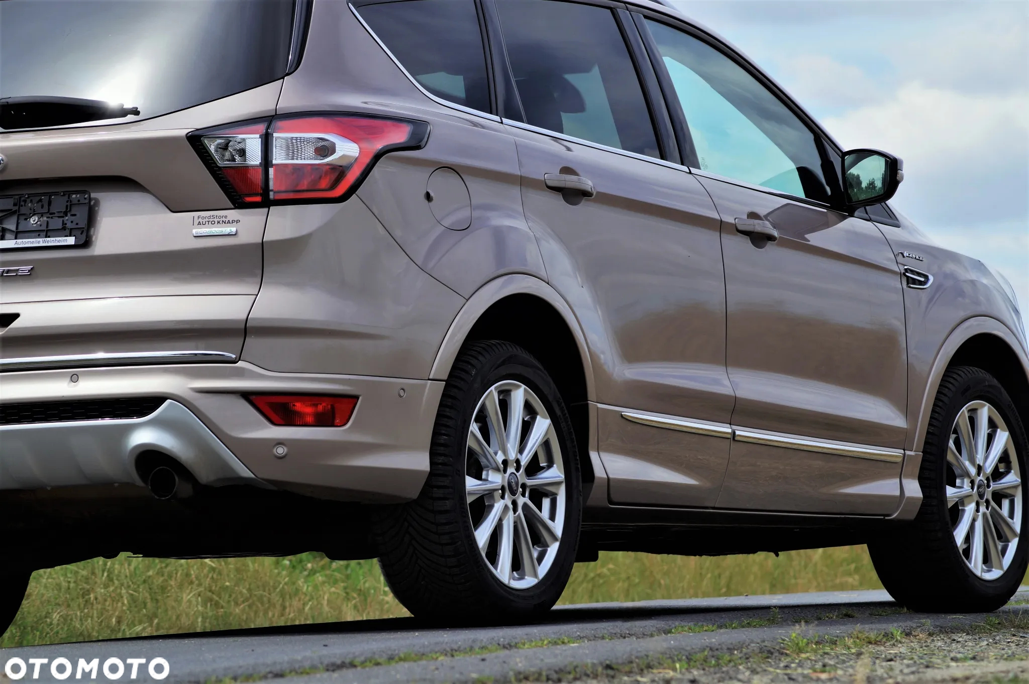 Ford Kuga - 12