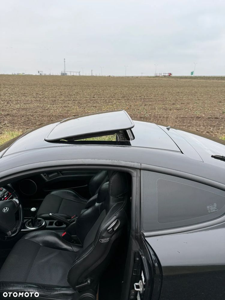 Hyundai Coupe - 8