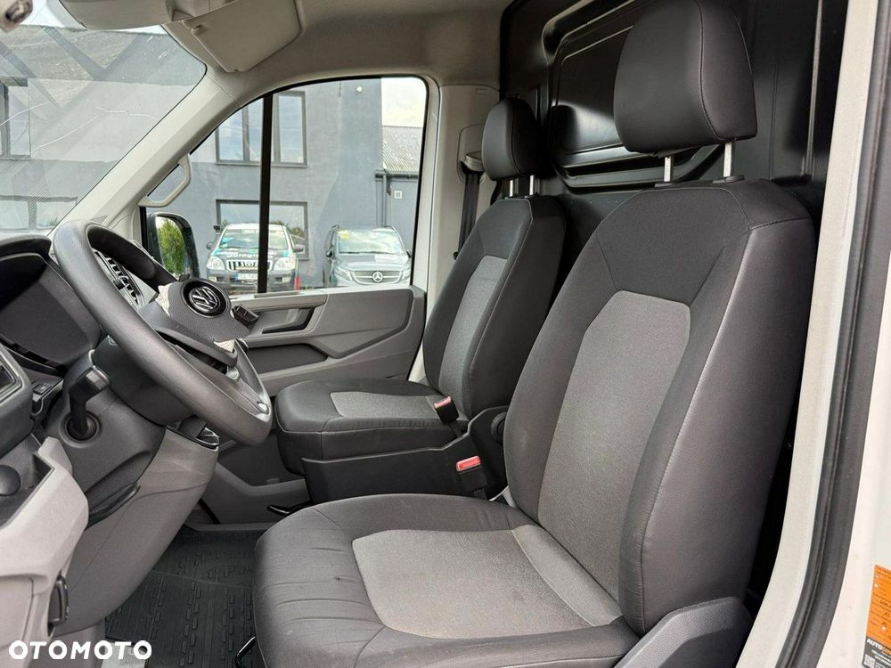 Volkswagen Crafter - 11