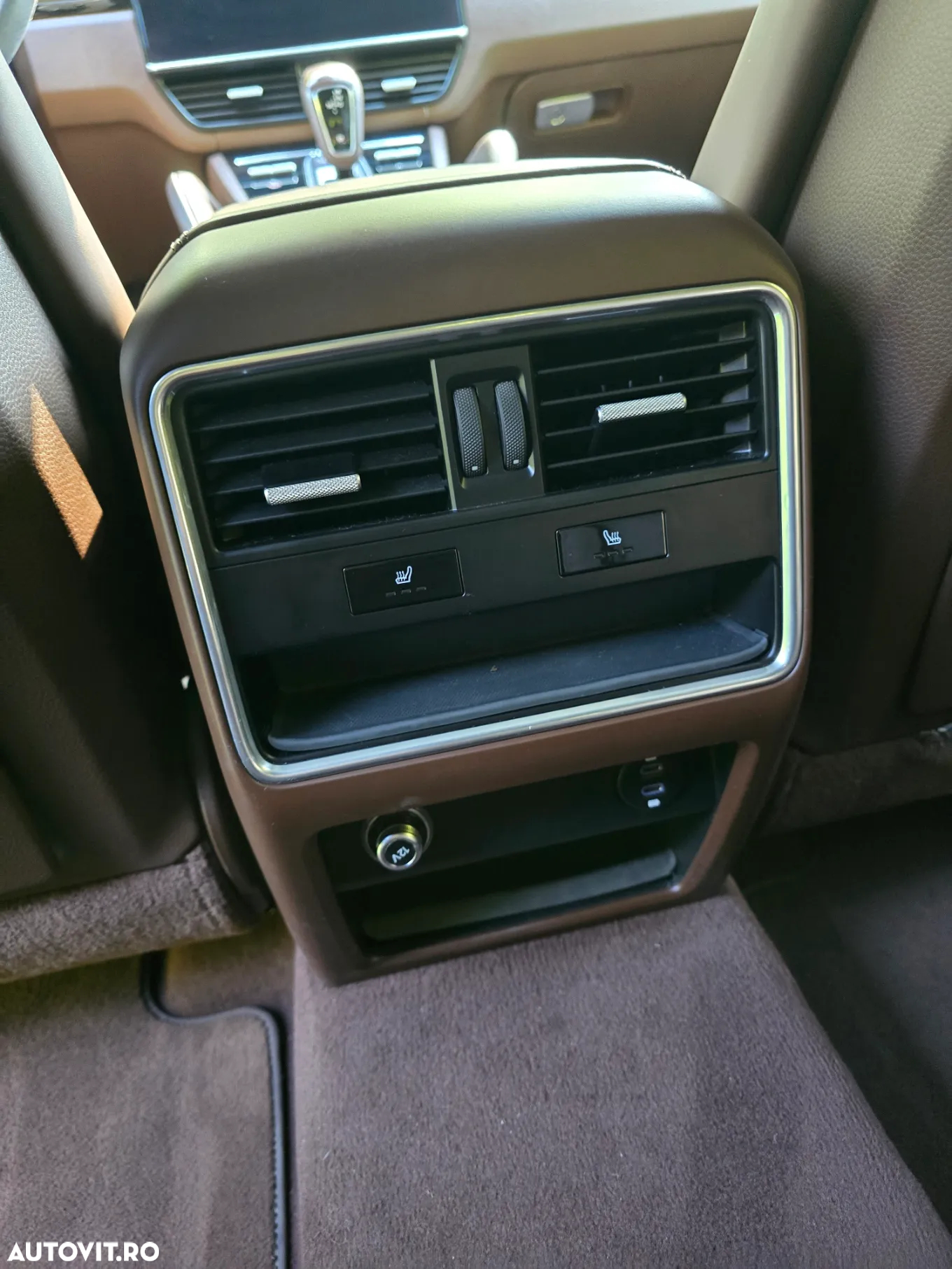 Porsche Cayenne - 11