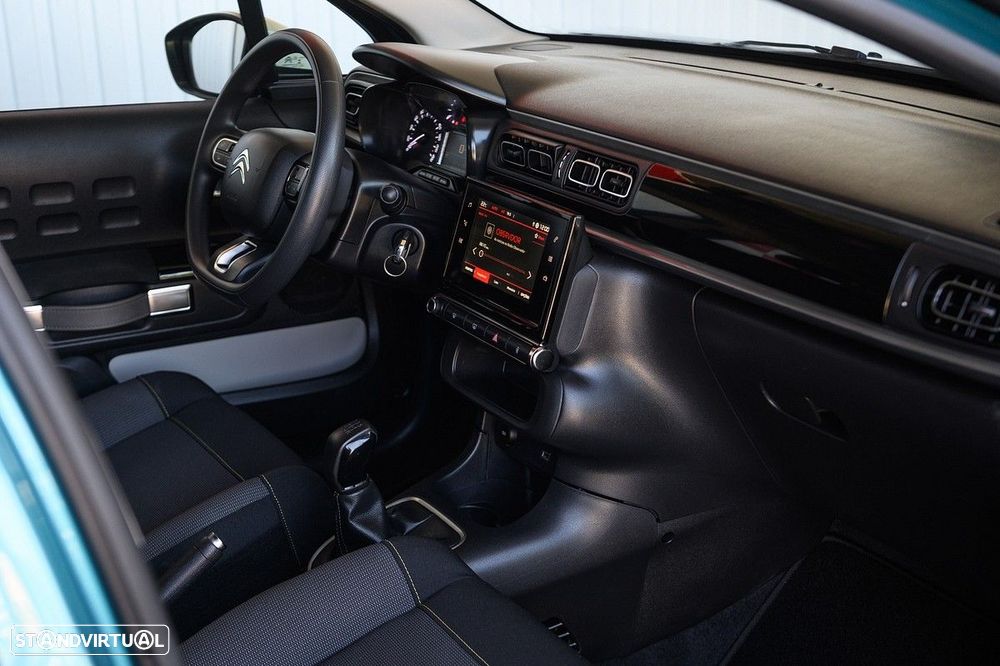 Citroën C3 1.2 PureTech Shine - 25