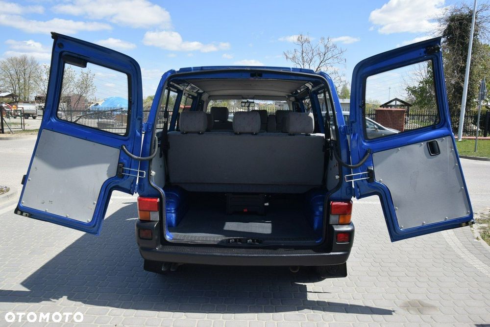 Volkswagen Transporter - 25