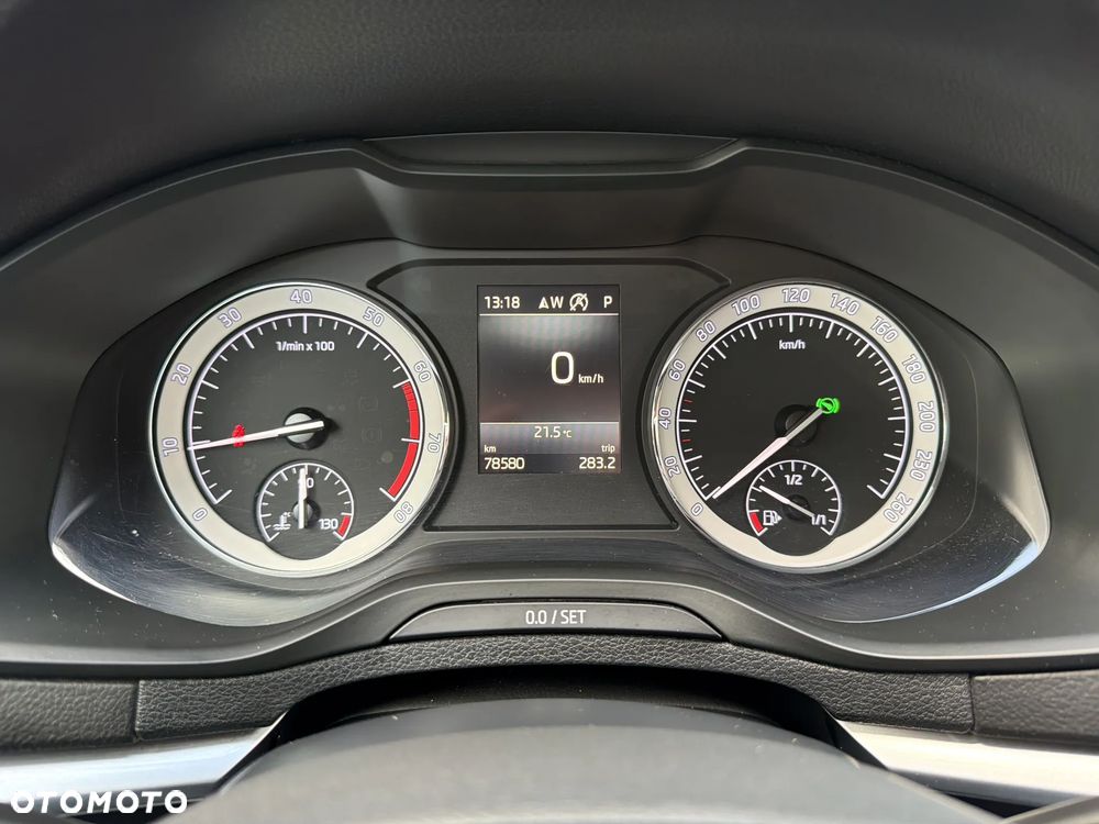 Skoda Karoq 1.5 TSI ACT 4x2 Style DSG - 16