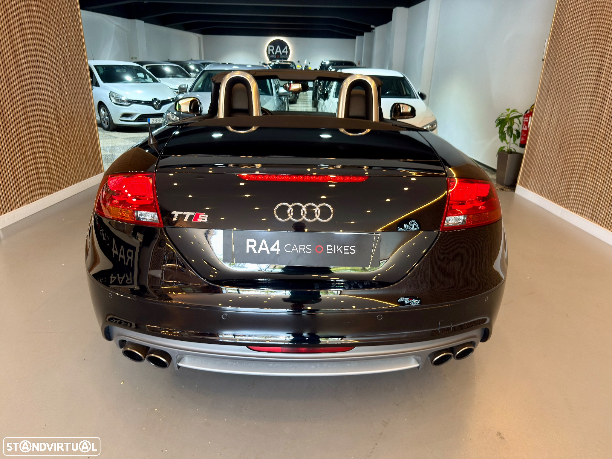 Audi TTS Roadster 2.0 TFSi quattro - 4