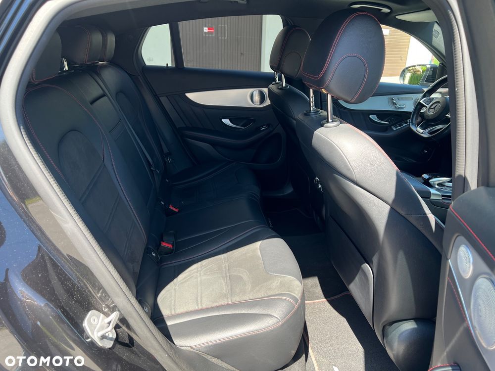 Mercedes-Benz GLC - 30