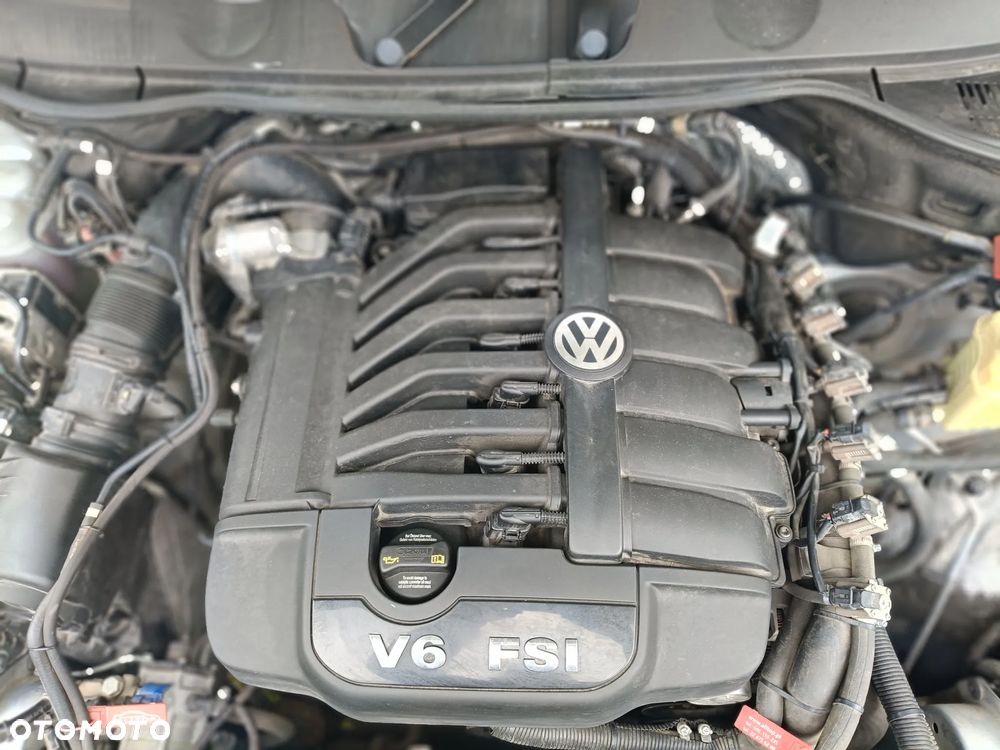 Volkswagen Touareg - 4