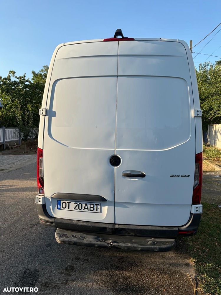 Mercedes-Benz Sprinter - 5