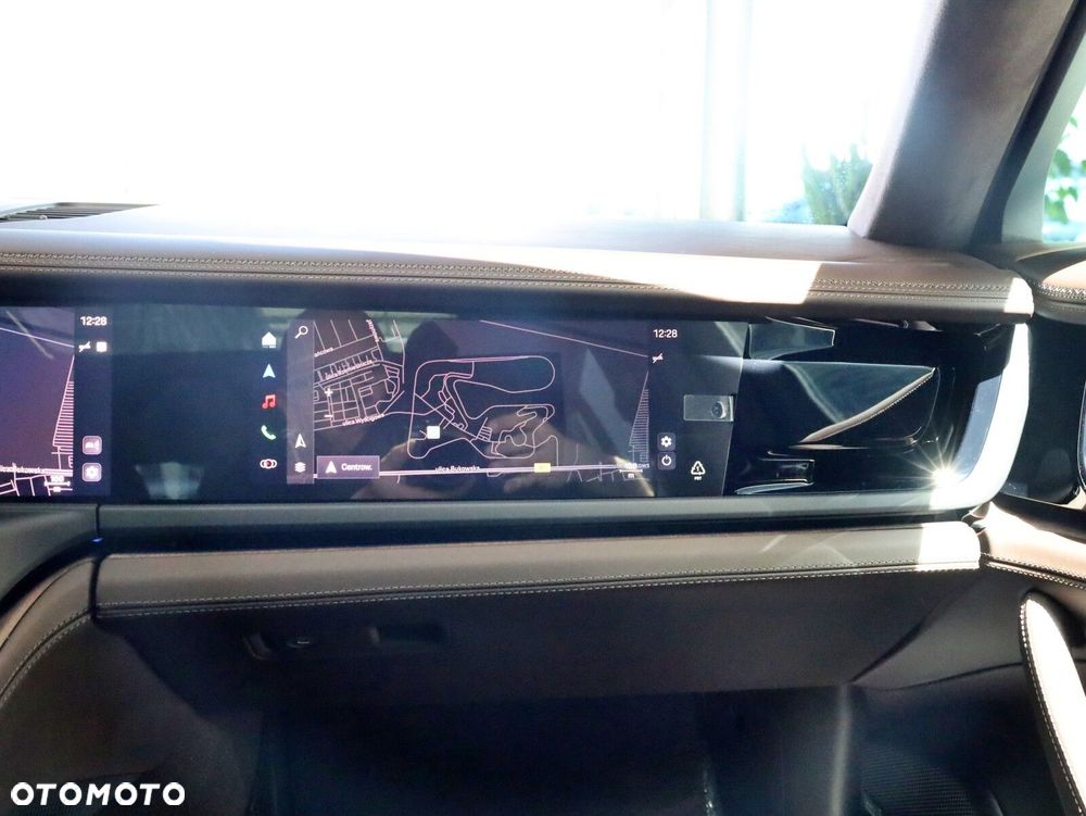 Porsche Panamera - 25