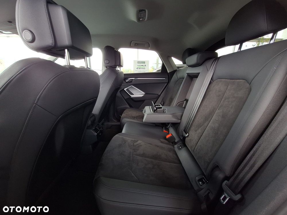 Audi Q3 Sportback 40 TDI Quattro S Line S tronic - 13