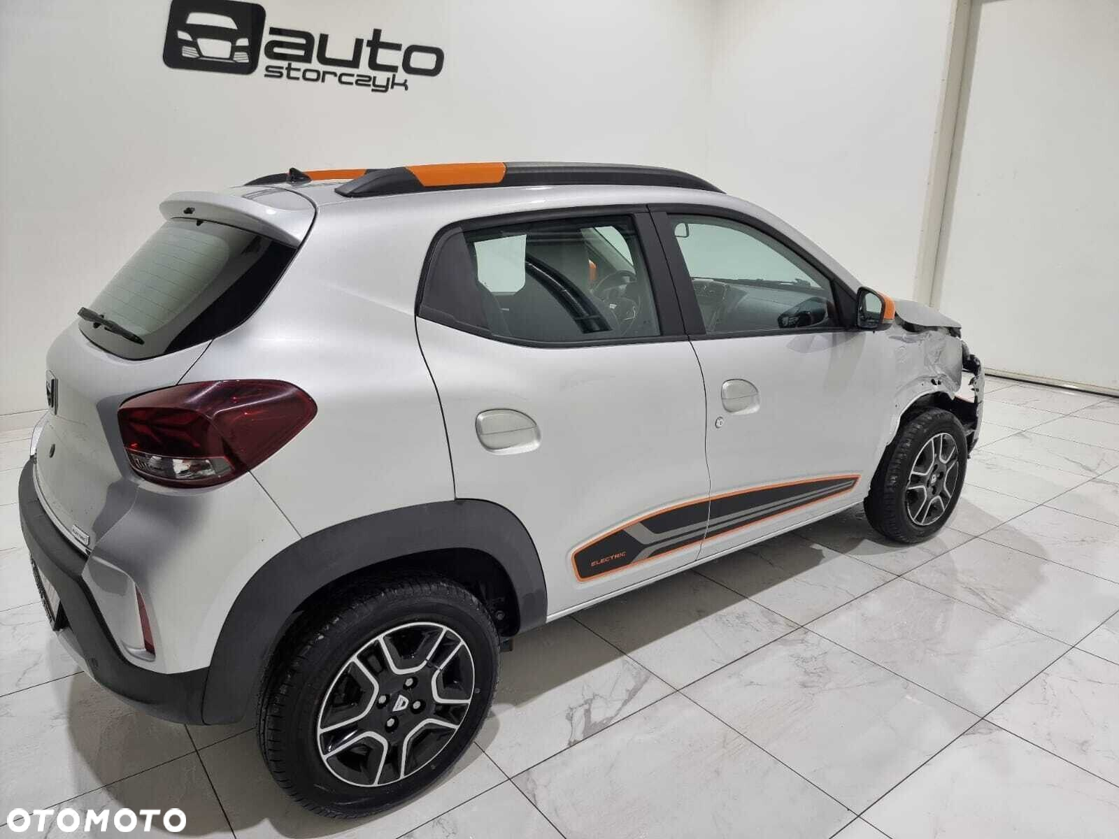 Dacia Spring - 12