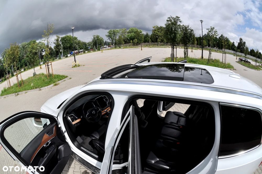 Volvo XC 90 D5 AWD Geartronic Inscription - 3