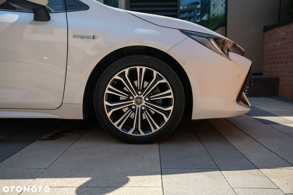 Toyota Corolla 1.8 Hybrid Comfort - 37