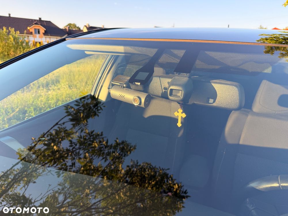 Toyota Auris 1.8 HSD Prestige NAVI - 27