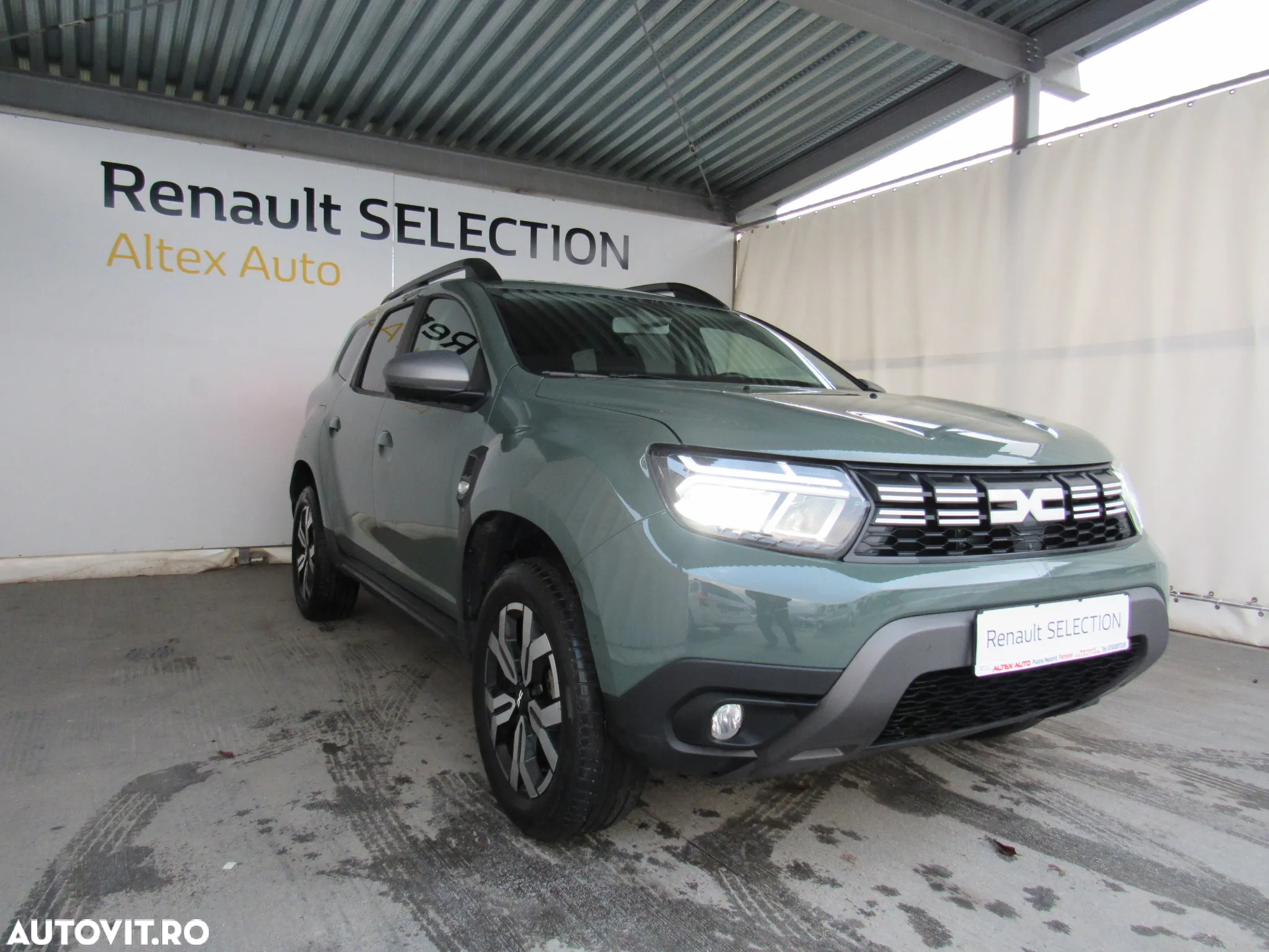 Dacia Duster TCe 90 Essential - 24