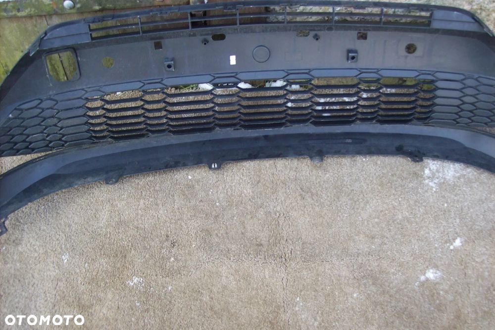 KRATKA ŚRODKOWA ZDERZAKA PRZEDNIEGO TOYOTA C-HR LIFT - 7