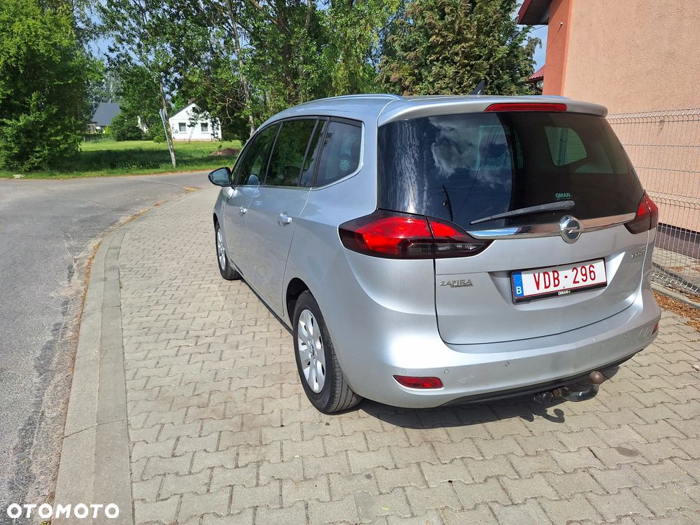 Opel Zafira - 14