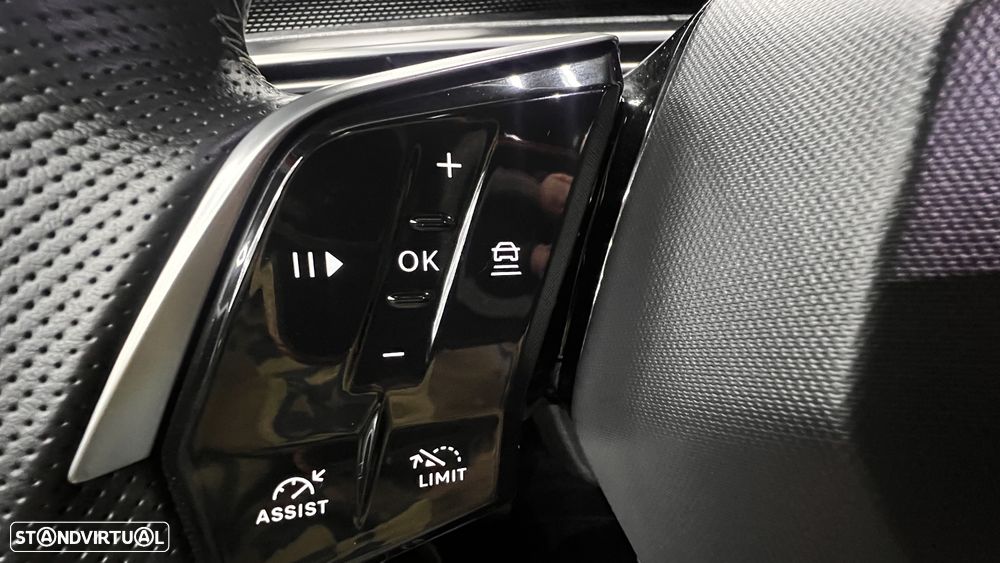 Peugeot E-3008 73 kWh GT - 31