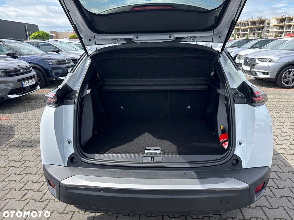 Peugeot 2008 - 6