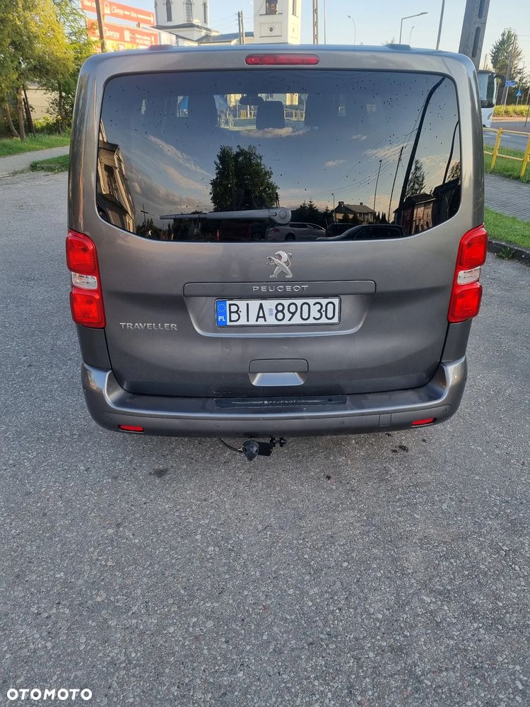 Peugeot Traveller - 4