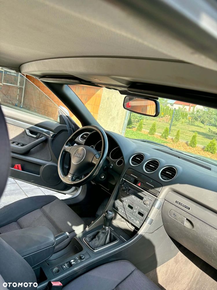 Audi A4 Cabrio 1.8T - 10