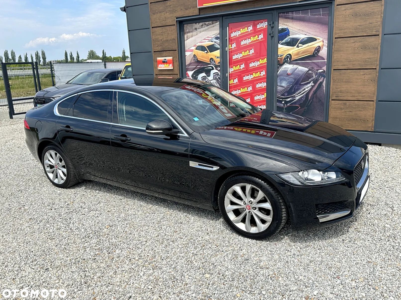 Jaguar XF 2.0 T Prestige - 1