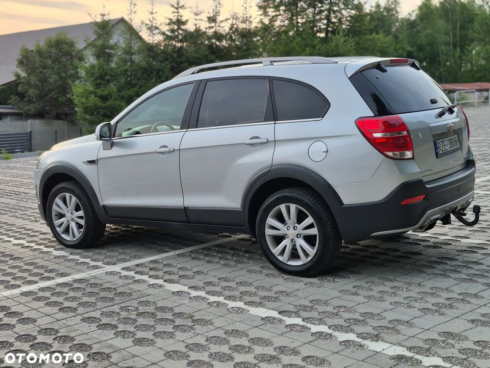 Chevrolet Captiva 2.2 4WD LTZ - 5
