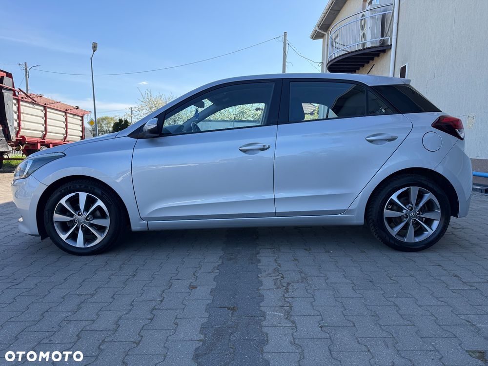 Hyundai i20 1.4 Style EU5 - 10