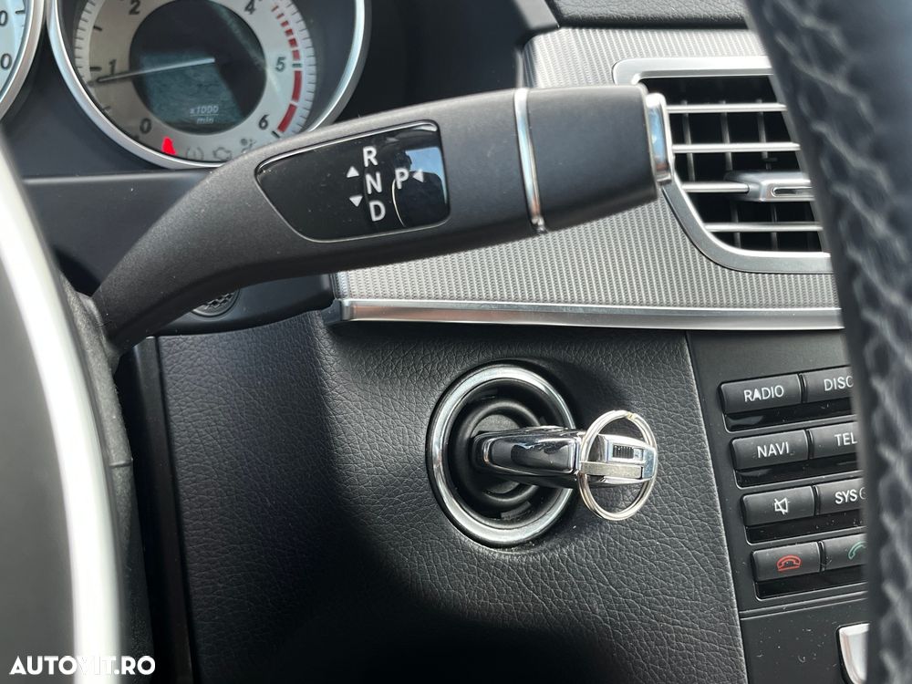 Mercedes-Benz E - 17