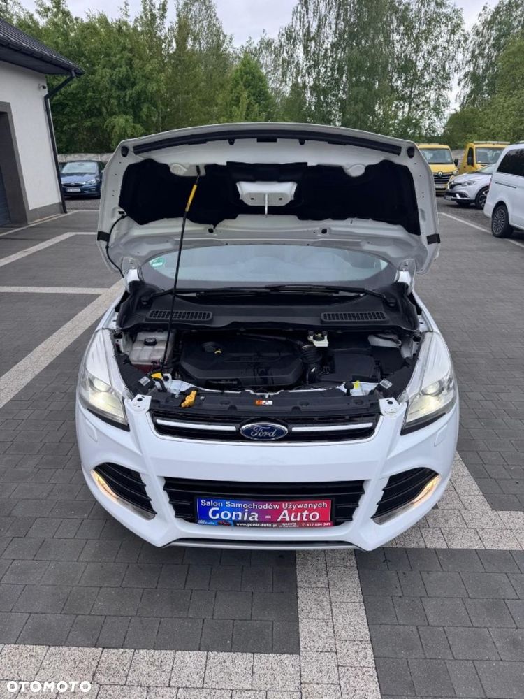 Ford Kuga 1.6 EcoBoost 2x4 Individual - 10