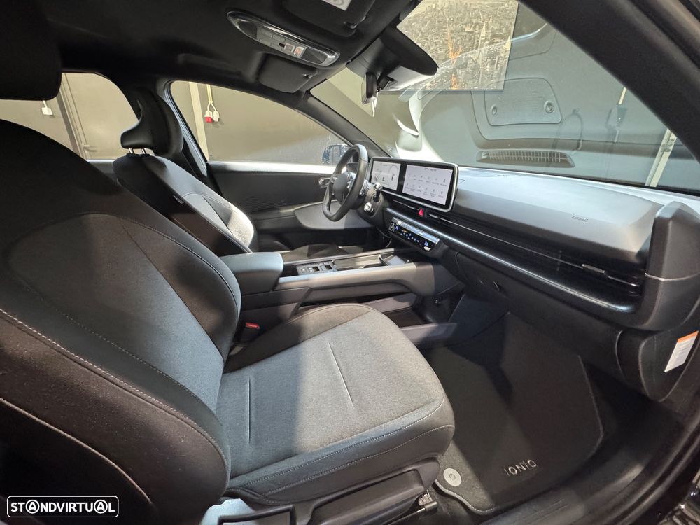 Hyundai Ioniq 6 77 kWh Premium - 37