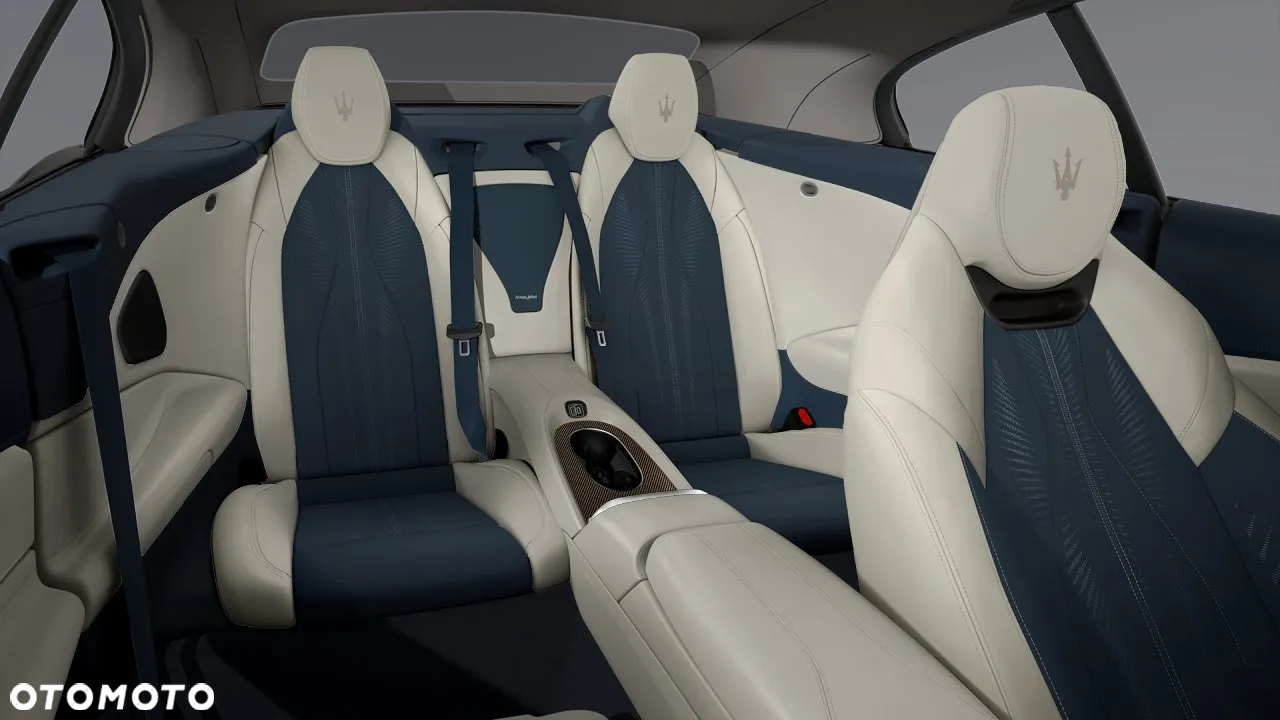 Maserati GranCabrio - 3