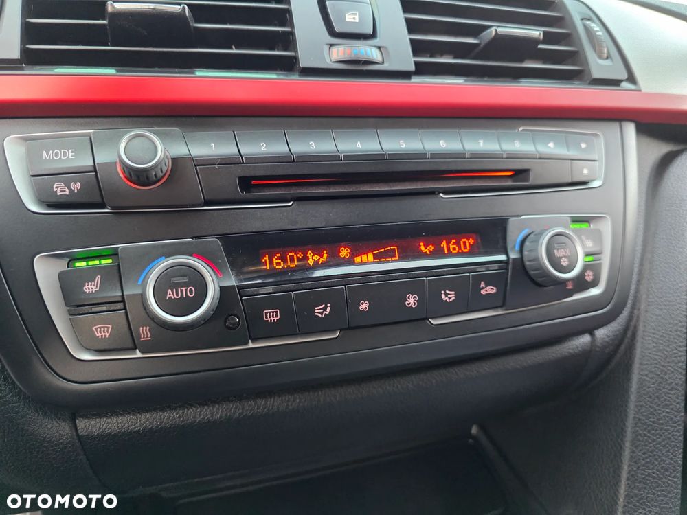 BMW Seria 3 - 24