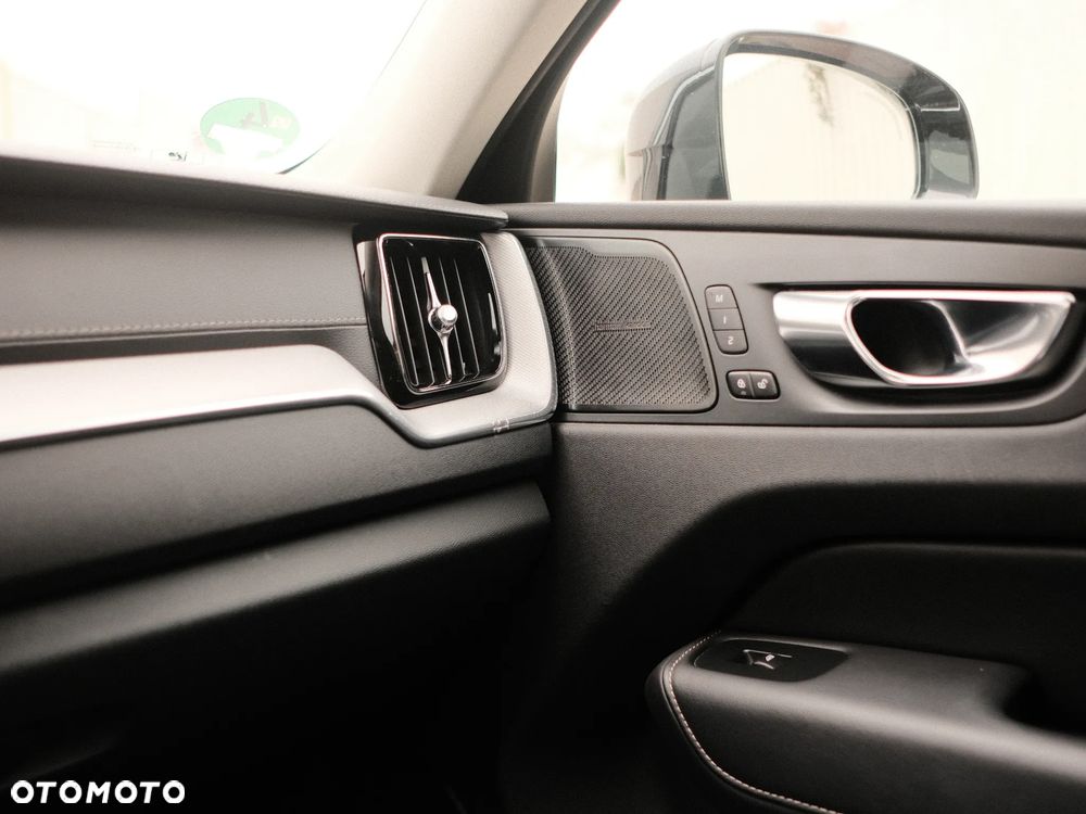 Volvo XC 60 D4 Inscription - 25