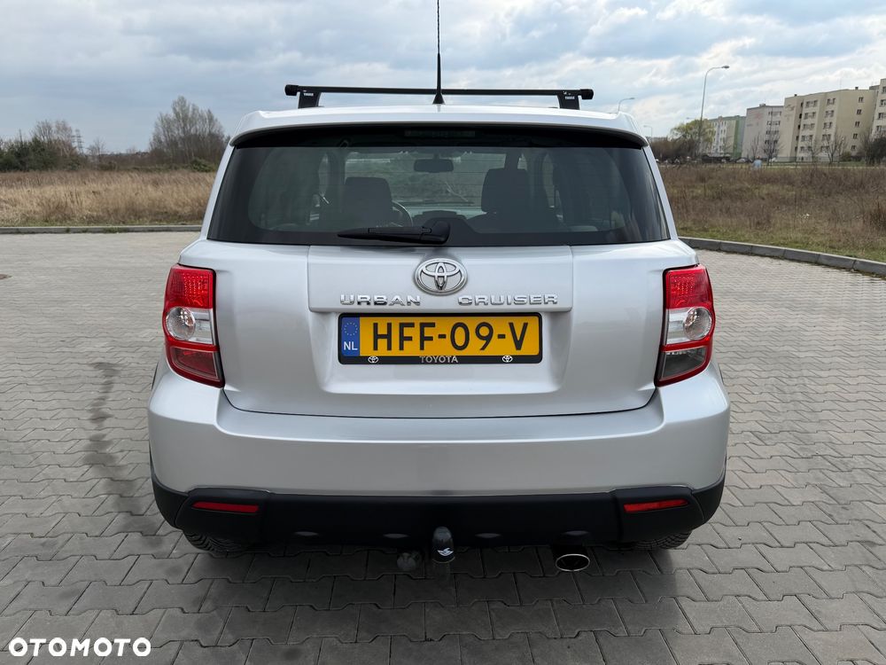 Toyota Urban Cruiser 1.4 D-4D Sol 4x4 EU5 - 8