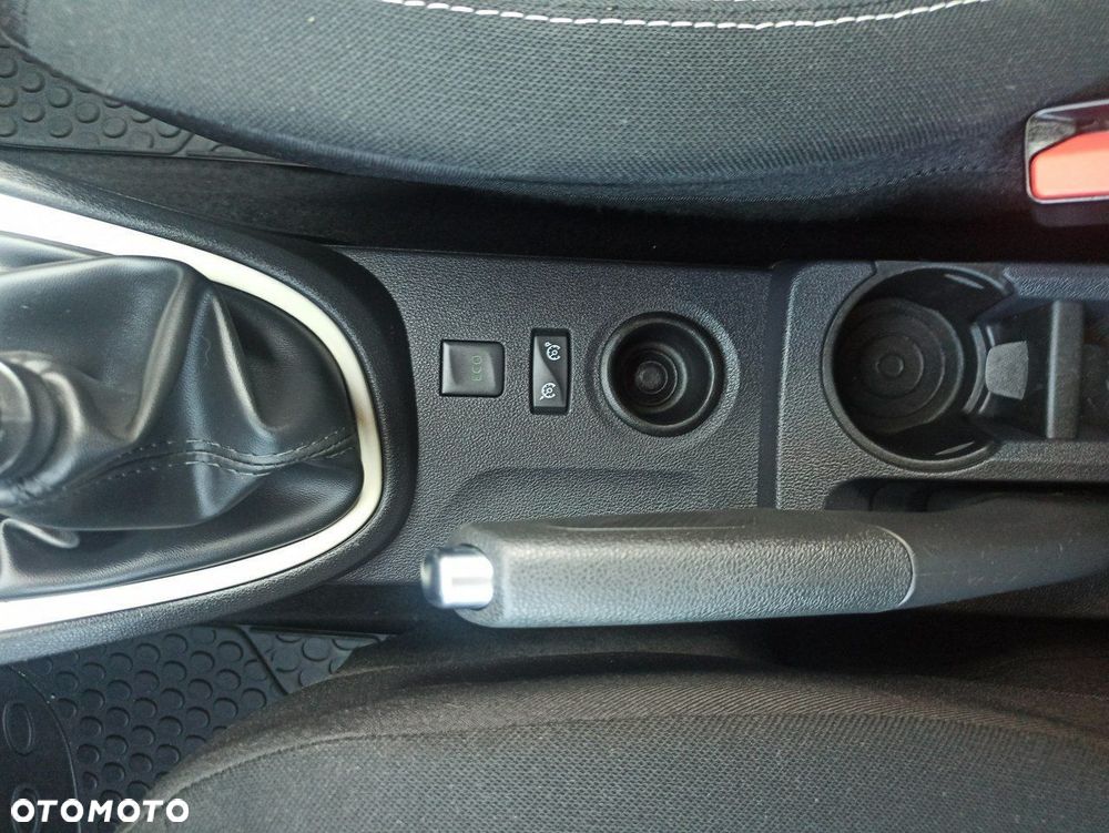 Renault Captur - 16