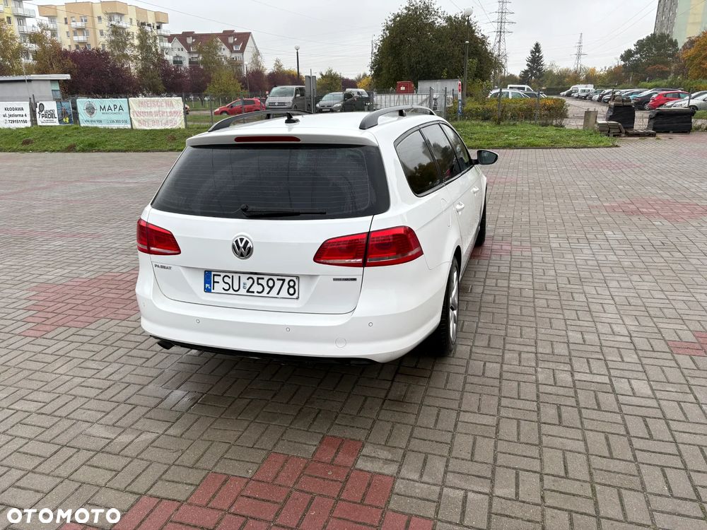 Volkswagen Passat 1.6 TDI Comfortline - 16