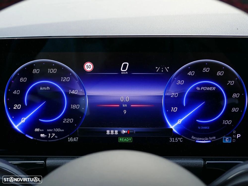 Mercedes-Benz EQA 250+ AMG Line - 21