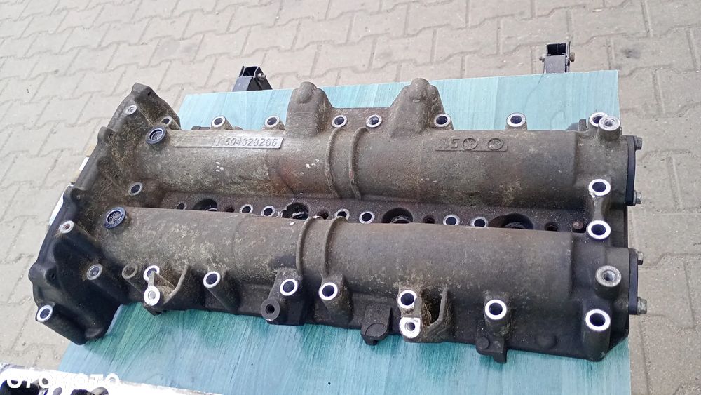 F.V 504328266 POKRYWA ZAWORÓW WAŁEK ROZRZĄDU 502270043 DUCATO 3.0  BOXER DUCATO  3.0 502270042 - 4