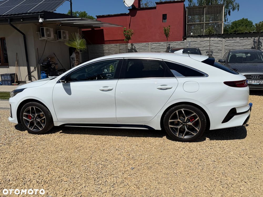 Kia ProCeed 1.4 T-GDI OPF GT LINE - 22
