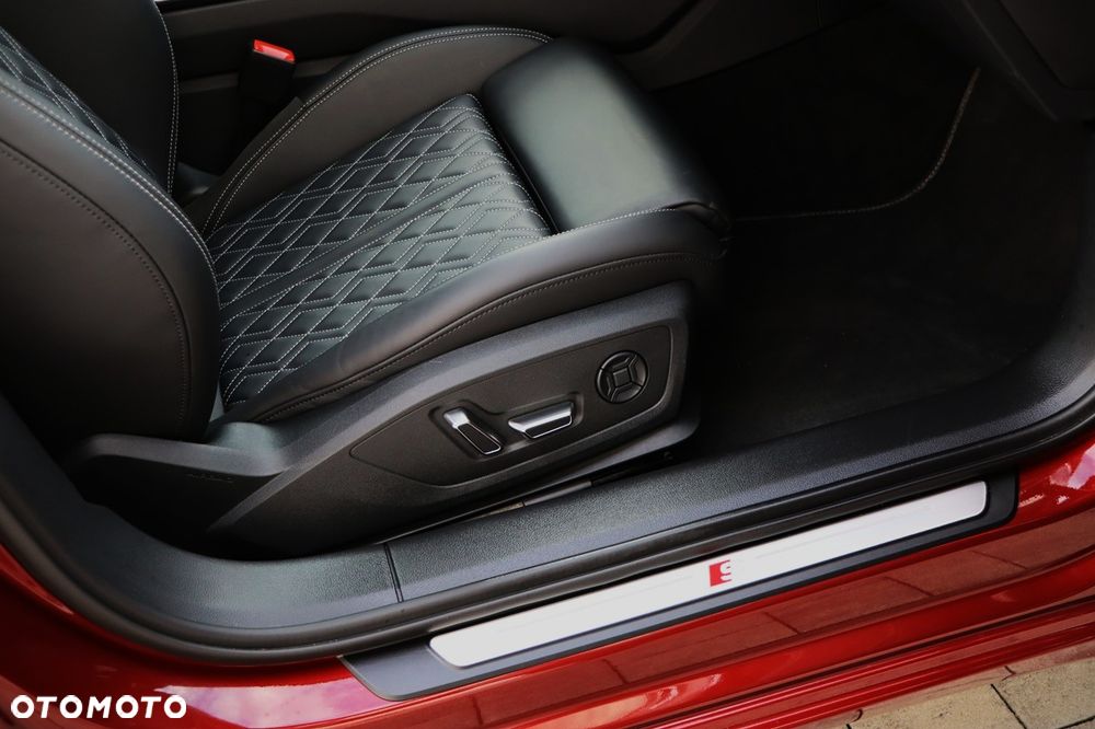 Audi S6 Avant - 26