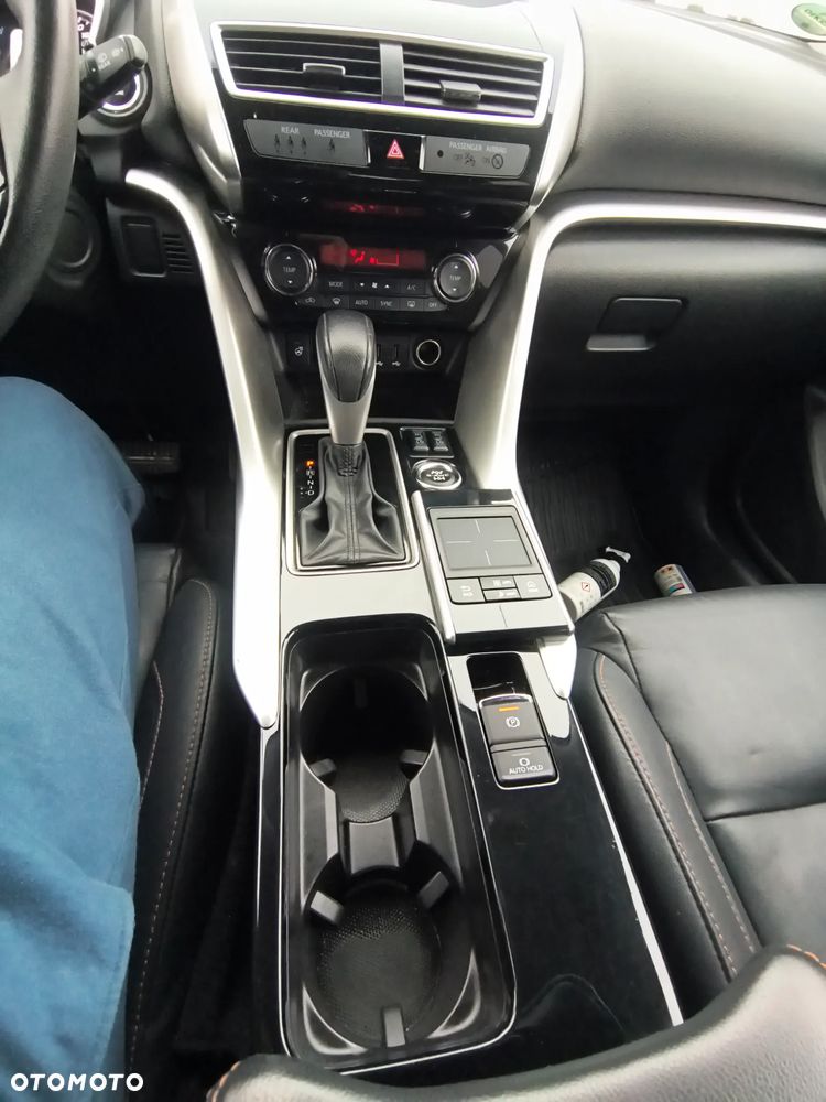 Mitsubishi Eclipse Cross - 23