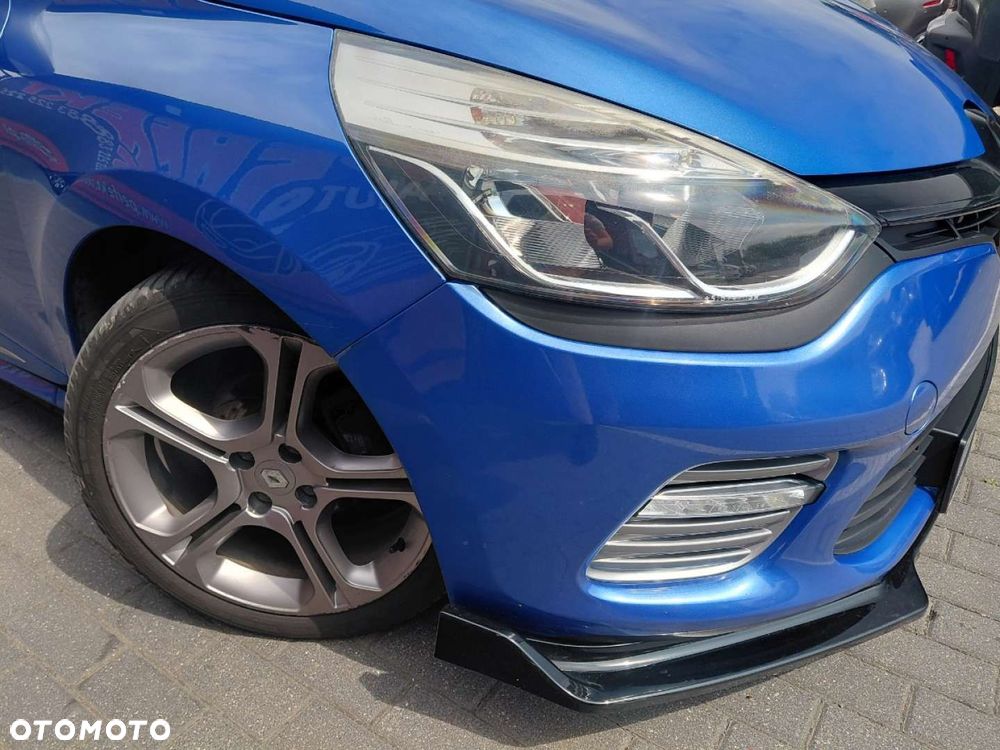 Renault Clio - 5