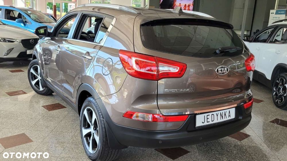 Kia Sportage - 16