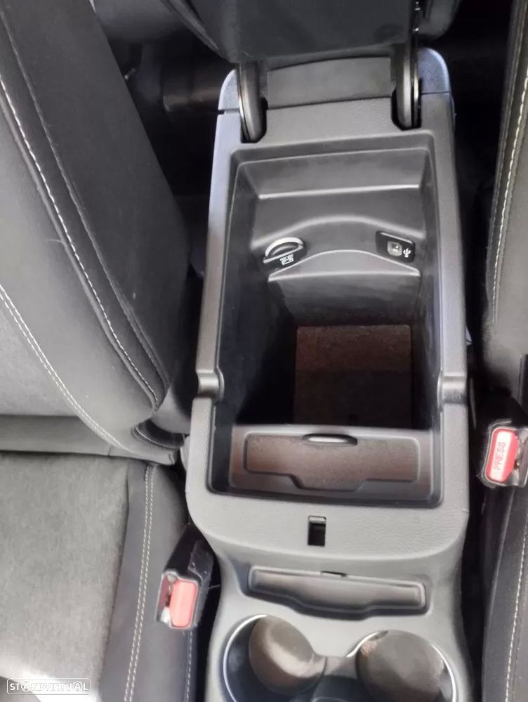 Jeep Cherokee 2.0 MJD Longitude - 26