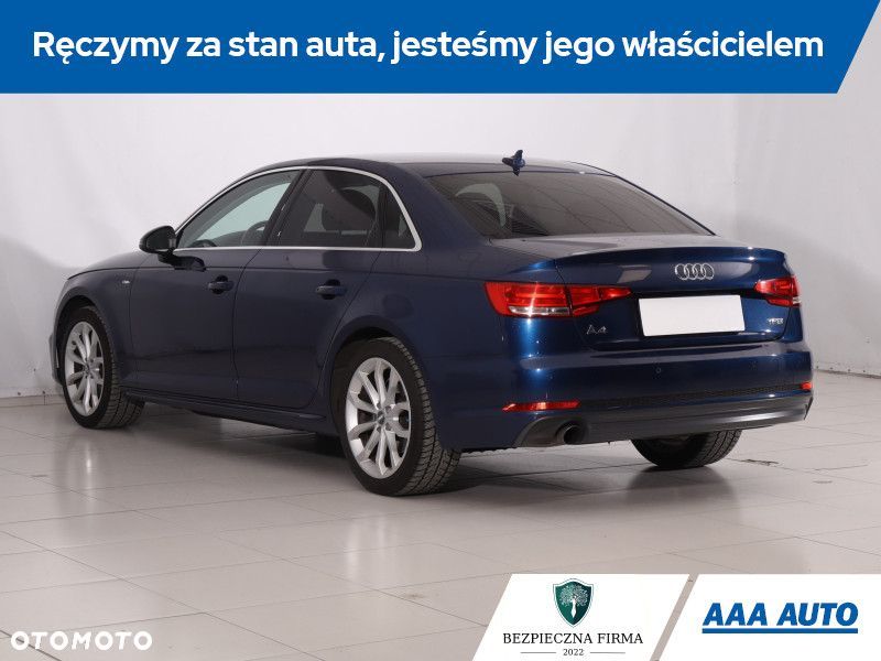 Audi A4 Limousine - 6