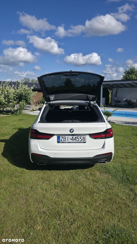 BMW Seria 5 520d xDrive mHEV M Sport sport - 7