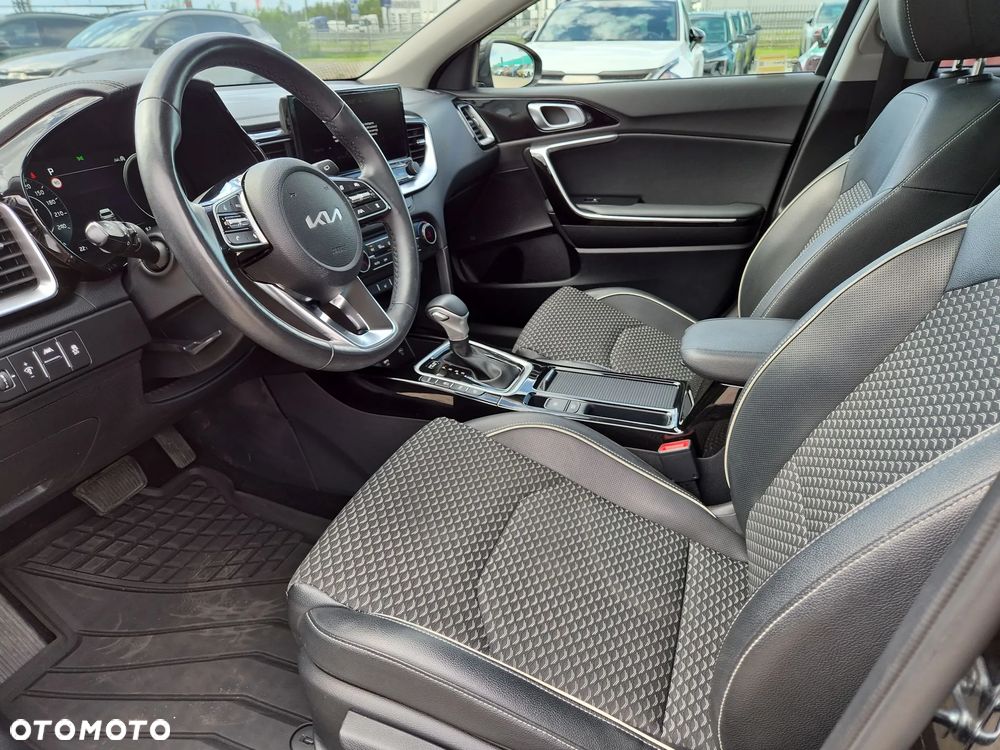 Kia XCeed 1.5 T-GDI Business Line DCT - 9