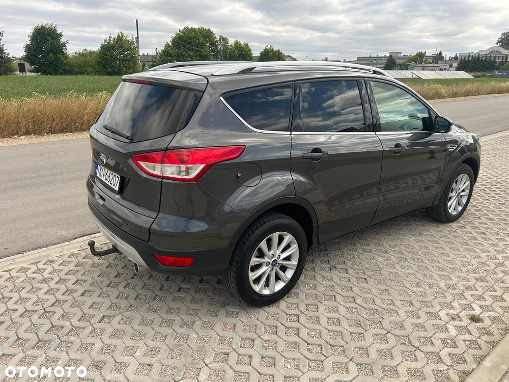 Ford Kuga 2.0 TDCi 4WD Titanium - 4