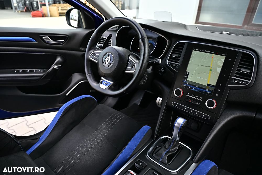 Renault Megane ENERGY TCe 205 EDC GT - 9