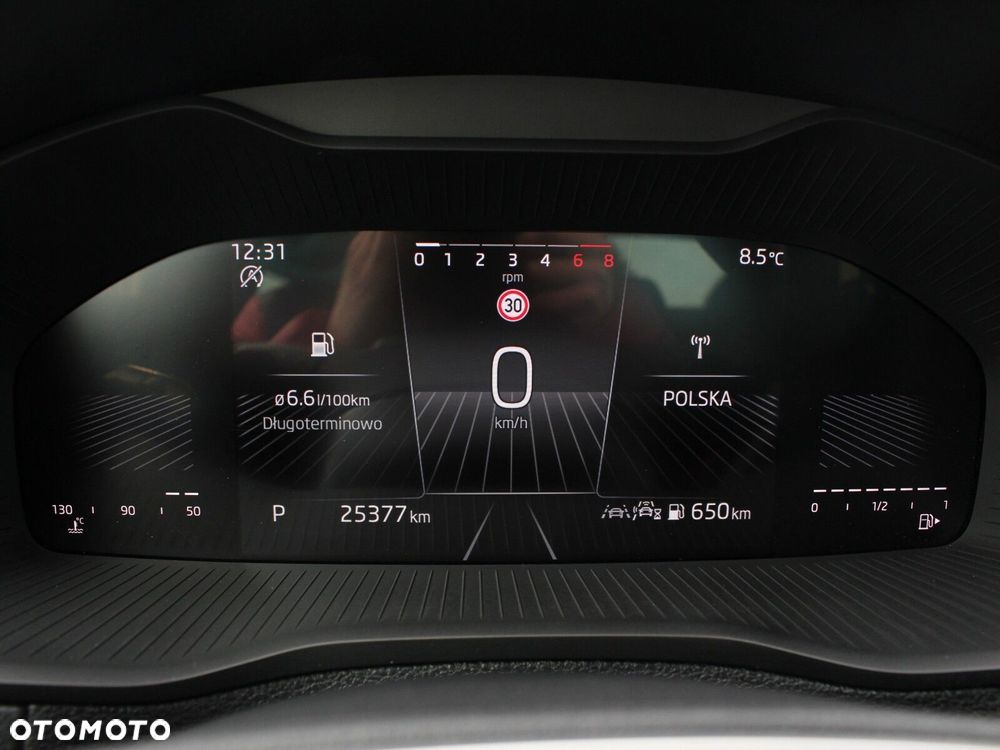 Skoda Karoq 1.5 TSI ACT Selection DSG - 18